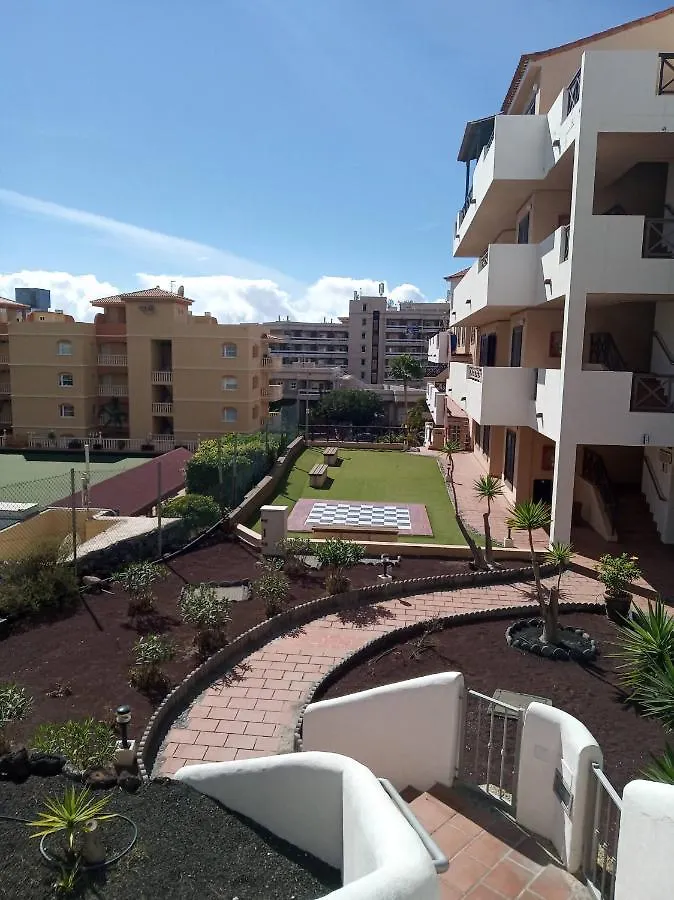 Apartment With Pool And Gardens Near The Coast San Miguel de Abona