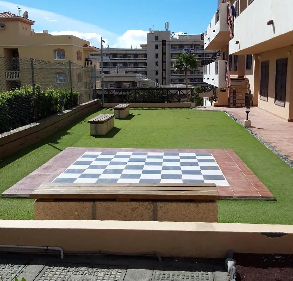 Apartment With Pool And Gardens Near The Coast San Miguel de Abona